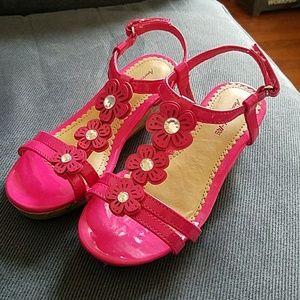 American Eagle by Payless Girls Wedge Sandals